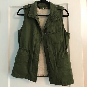 Army green vest